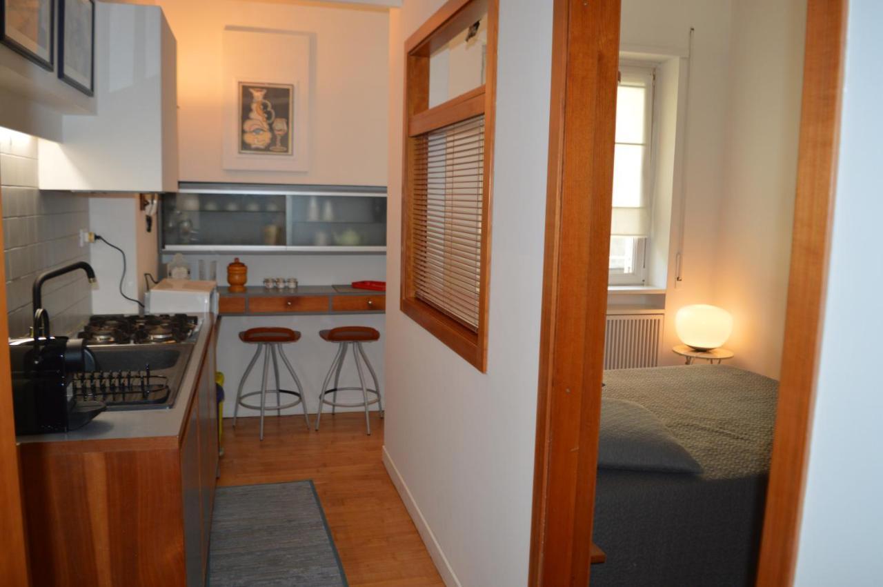 Domus B Corso Francia Apartment โรม ภายนอก รูปภาพ