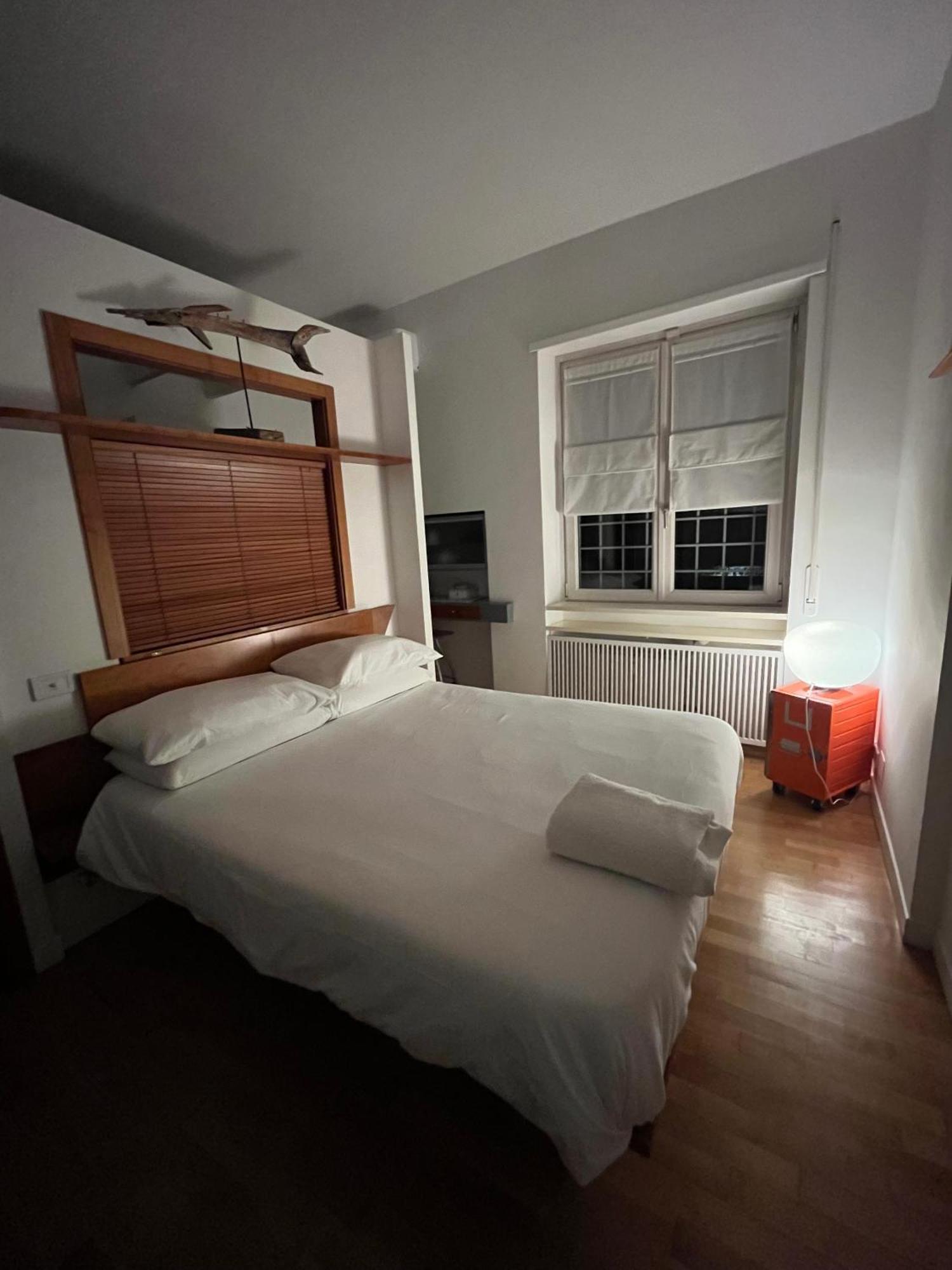 Domus B Corso Francia Apartment โรม ภายนอก รูปภาพ